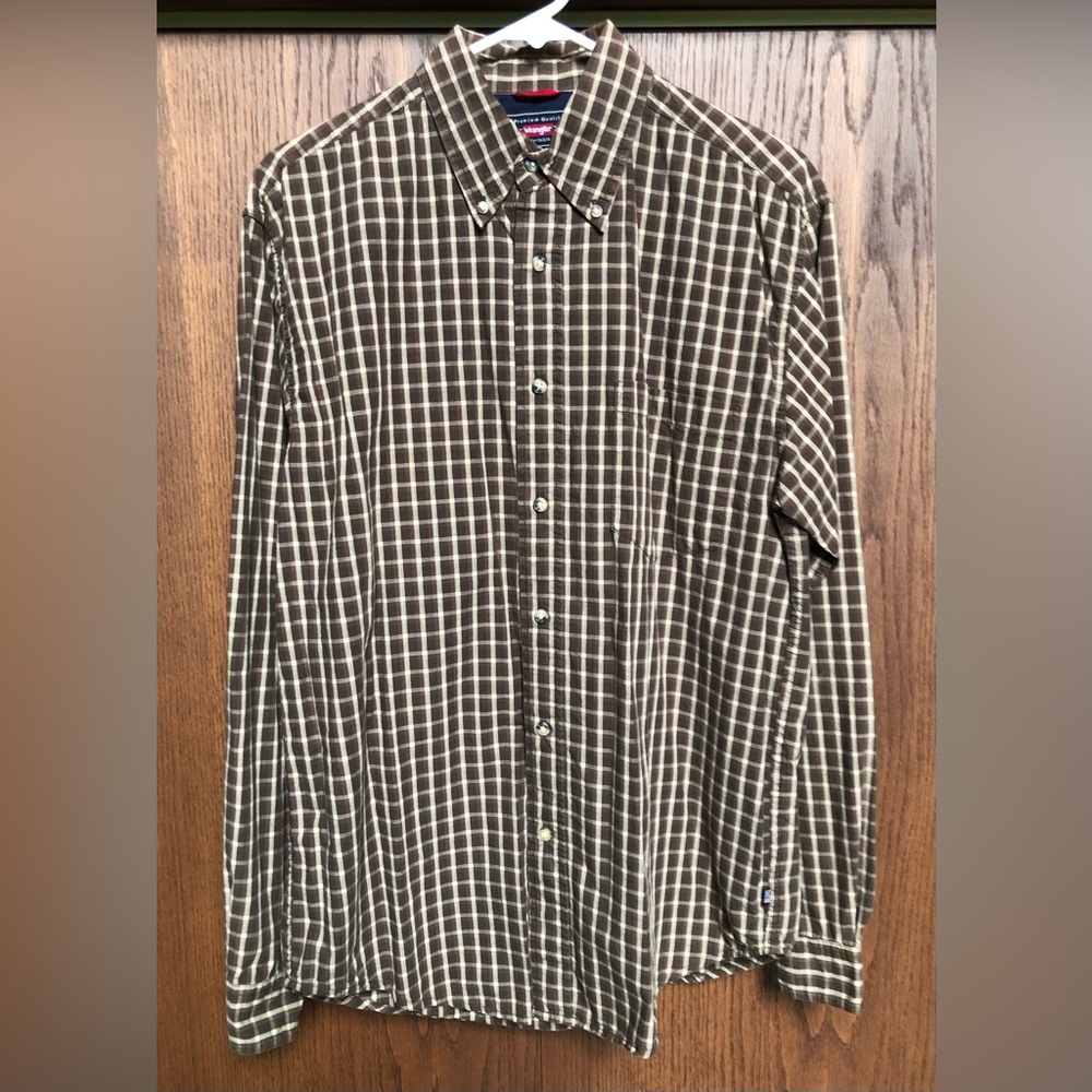 Wrangler Men's Casual Button Shirt Small Brown Plaid Cotton Collar Front Pocket